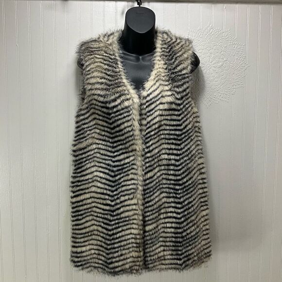 BETSEY JOHNSON Zebra Faux Fur Vest - Picture 1 of 5
